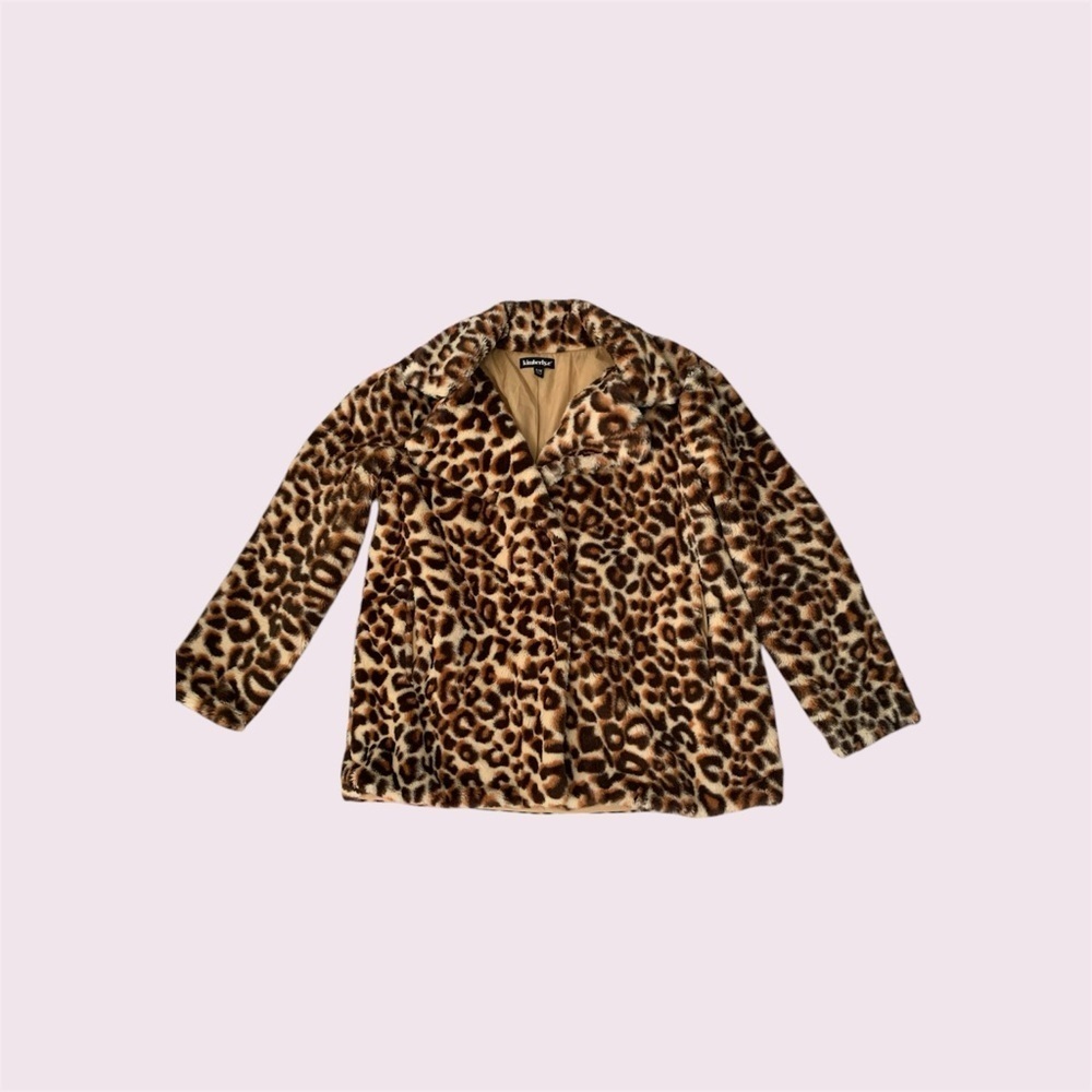 Fuzzy and soft cheetah jacket